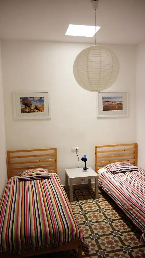 Sol Y Mar Surf Camp Hostel Corralejo